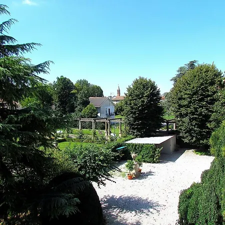 Minuetto Hotel Adria