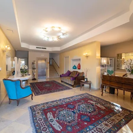 Hotel Minuetto 4*