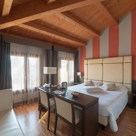 Minuetto Hotel Adria